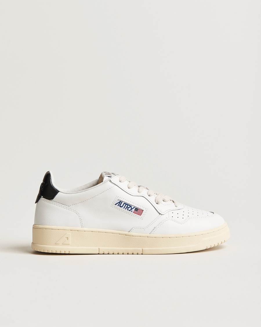 Men | White Sneakers | Autry | Medalist Low Super Soft Goat Leather Sneaker White/Black