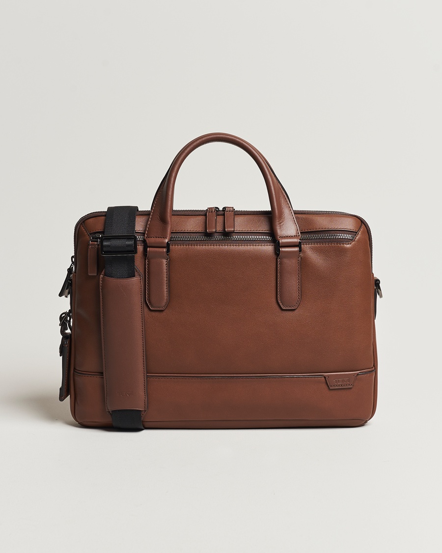 TUMI Harrison Sycamore Slim Leather Brief Cognac – Brown