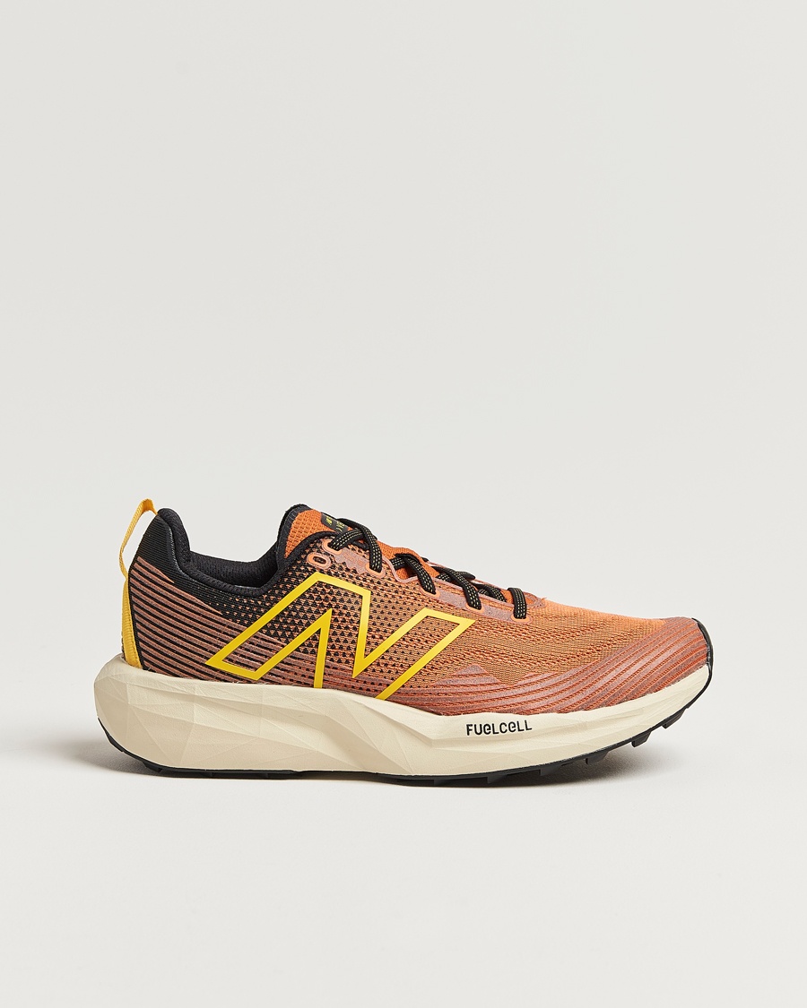 Men | Running shoes | New Balance Running | FuelCell Venym Infield Clay