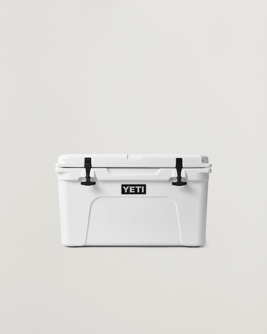 Men | Lifestyle | YETI | Tundra 45 White