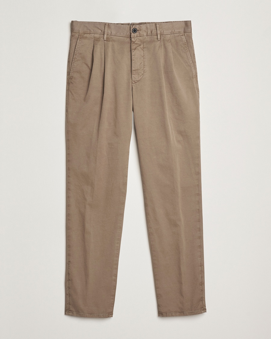 Men | Clothing | Incotex | Tapered Fit Pleated Slacks Brown
