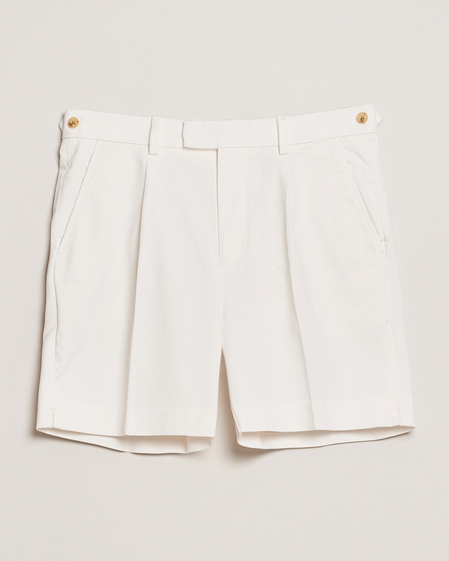 Men | Clothing | GANT 240 Mulberry Street | Regular Fit Dressed Cotton Twill Shorts Eggshell
