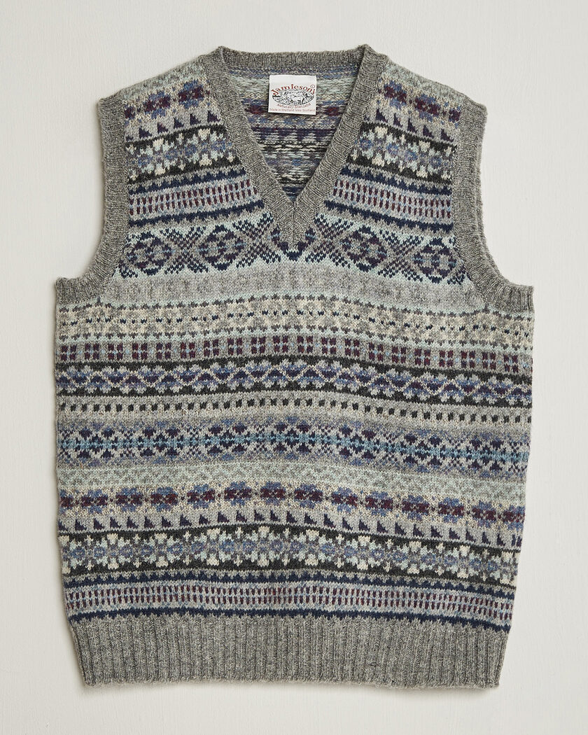 Jamieson's of Shetland Jamiesons Of Shetland All Over Fair Isle Slipover Light Grey – Grey