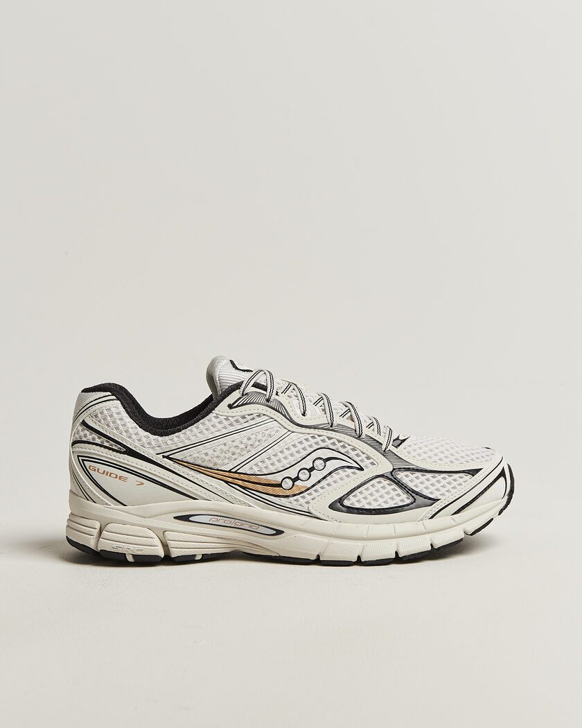 Saucony Guide 7 Running Sneaker Onyx/Gold – White