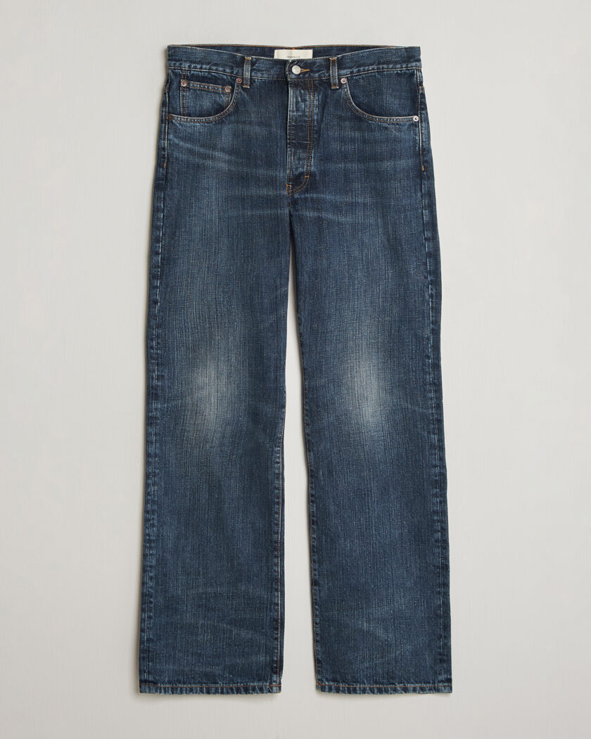 Levi's 555 Relaxed Straight Jeans Check The Score at CareOfCarl.com