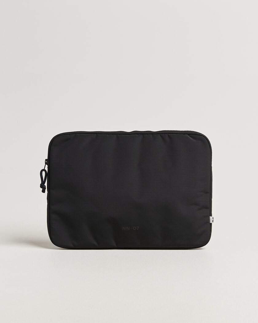 NN07 Nylon Ripstop Computer Sleeve Black – Black