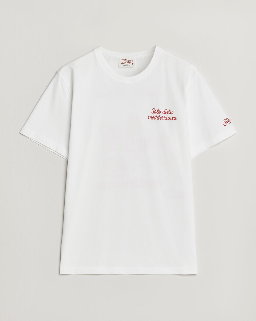 AMI Contrast Heart Logo T-Shirt White at CareOfCarl.com