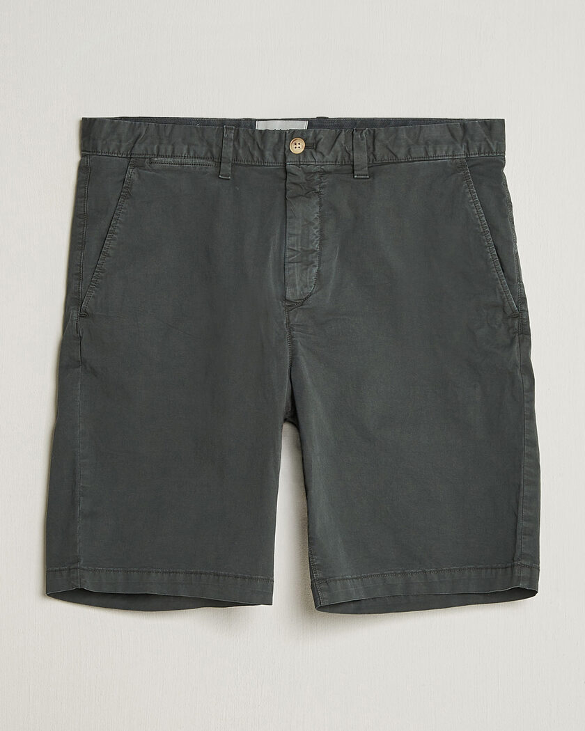GANT Regular Sunfaded Shorts Washed Out Black – Black