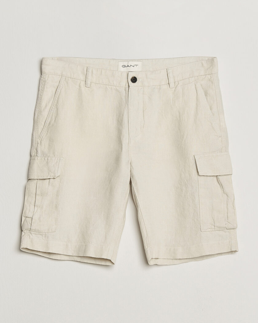 Auralee Finx Linen Easy Shorts Ecru at CareOfCarl.com
