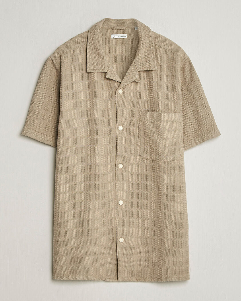 NN07 Ben Lyocell Fil-Coupé Embroidery Anglaise Shirt Sage Green at