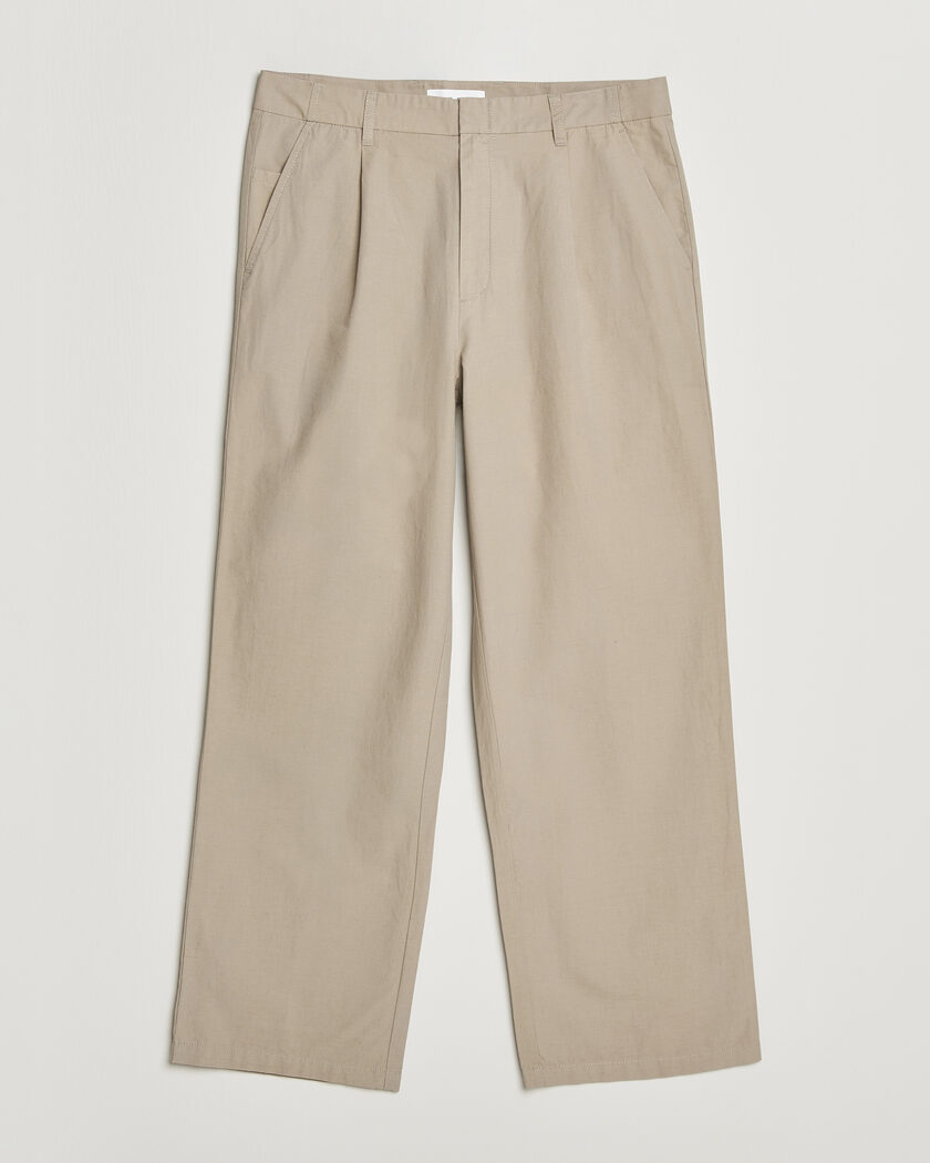 NN07 Kay Relaxed Fit Pleated Trousers Desert Khaki at CareOfCarl.com