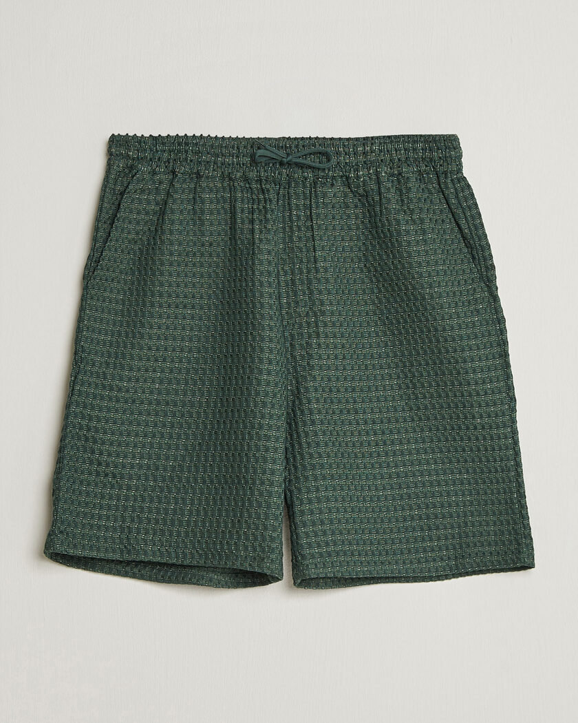 LES DEUX Check Seersucker Casual Shorts Pine Green – Green