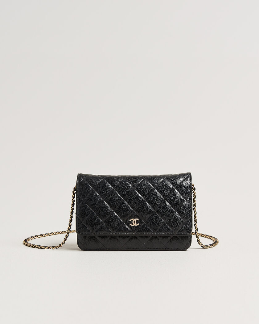 Chanel Pre-Owned Wallet On Chain Camelia Lambskin Black at