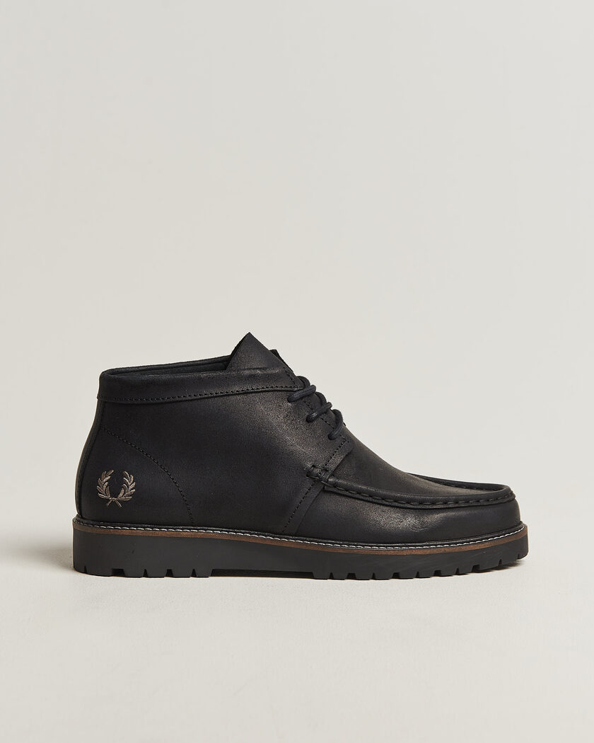 Fred Perry Kenney Waxed Suede Chukka Boot Black – Black