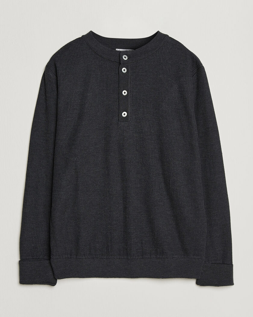 S.N.S. Herning Stamina Rib Henley Magnetite Black – Black