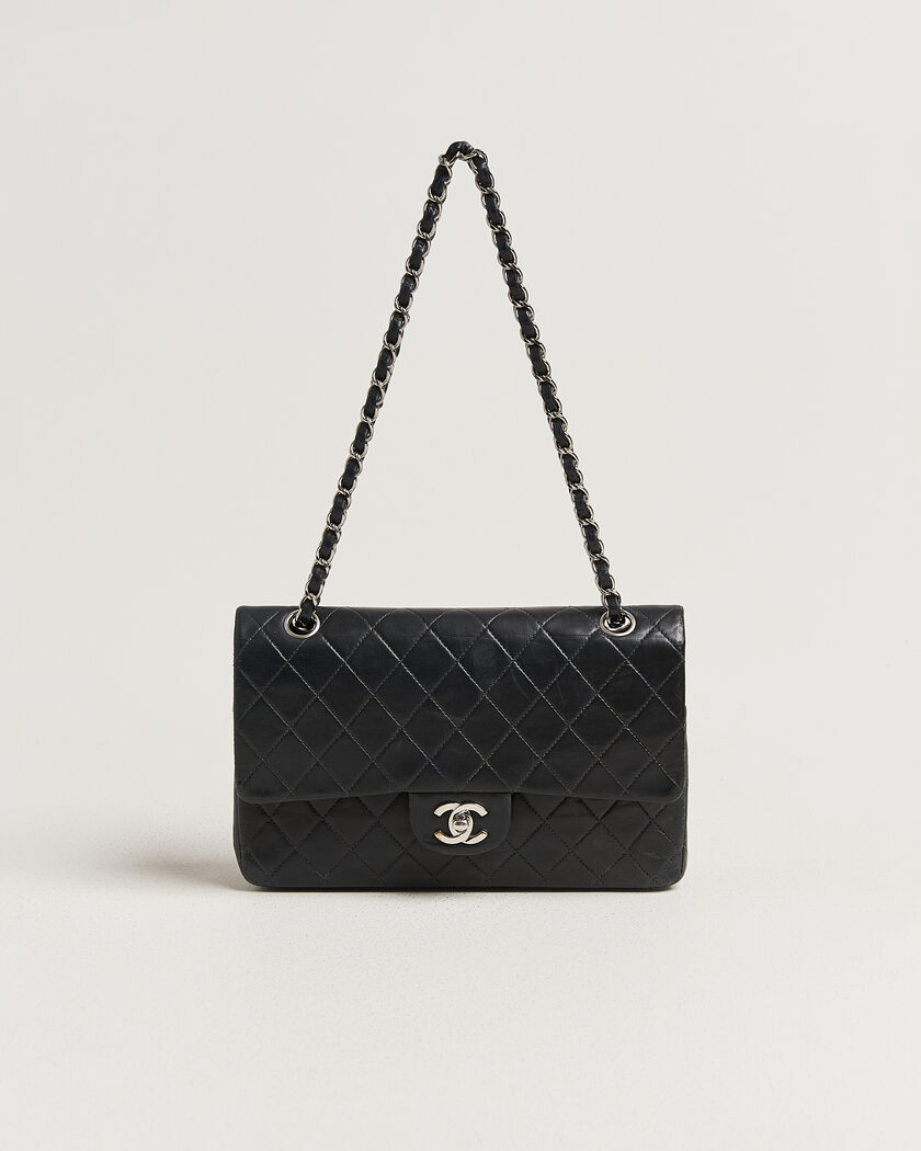 Chanel Pre-Owned Classic Medium Double Flap Bag Lambskin Black – Black