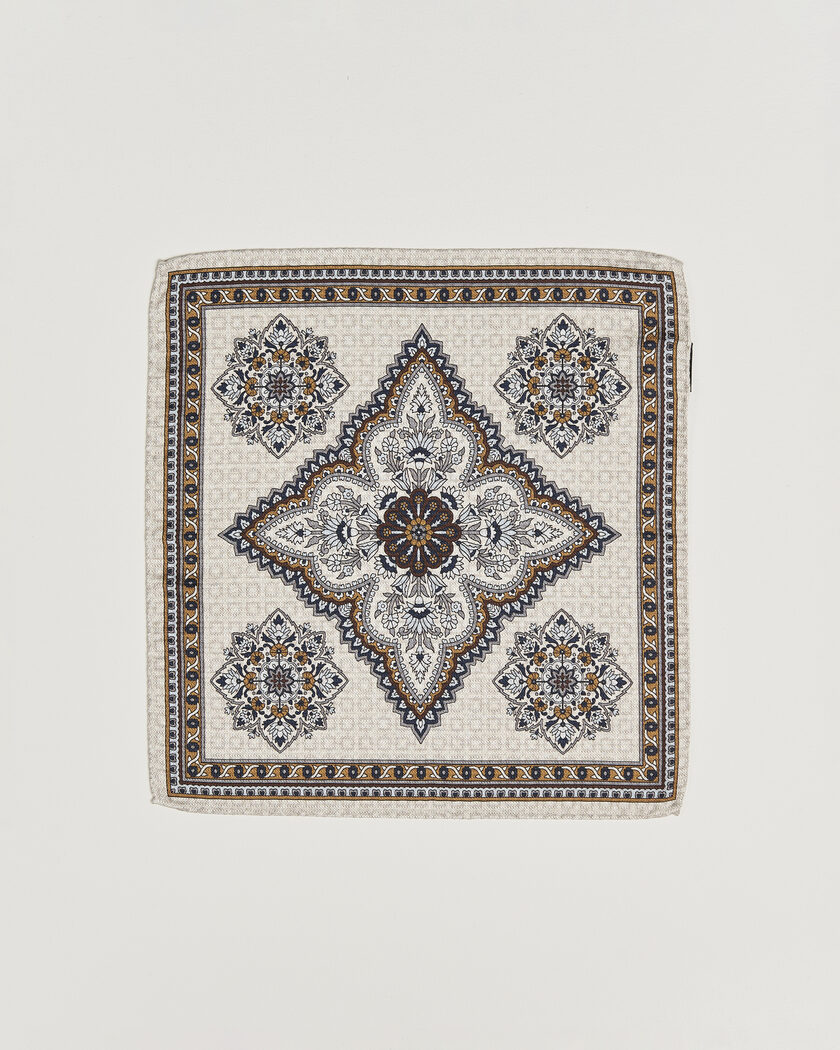 Amanda Christensen Silk Schappe Doublefaced Pocket Square Beige – Beige