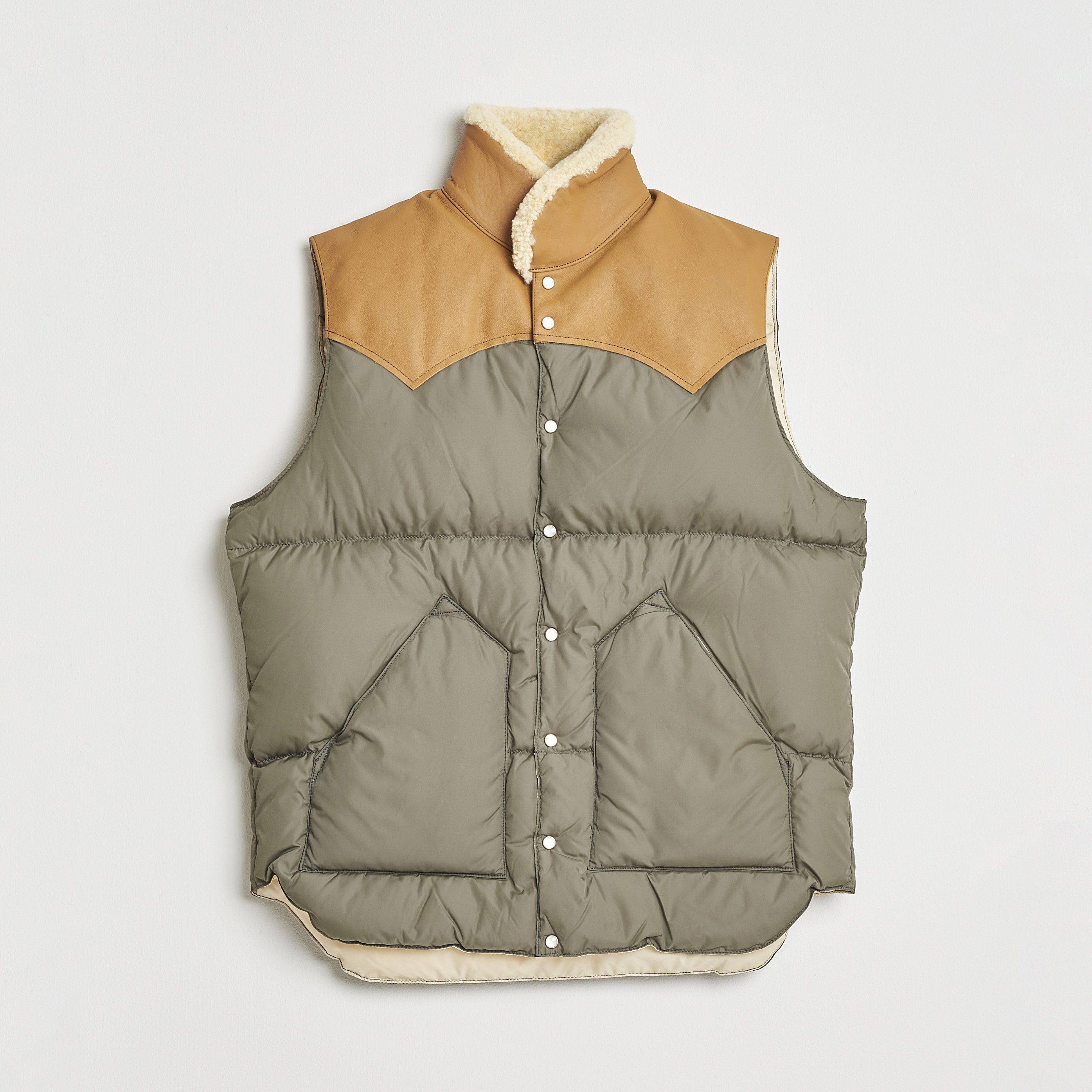 トップス Rocky Mountain Featherbed 40 Rocky Mountain Featherbed Christy Vest Olive at CareOfCarl.com