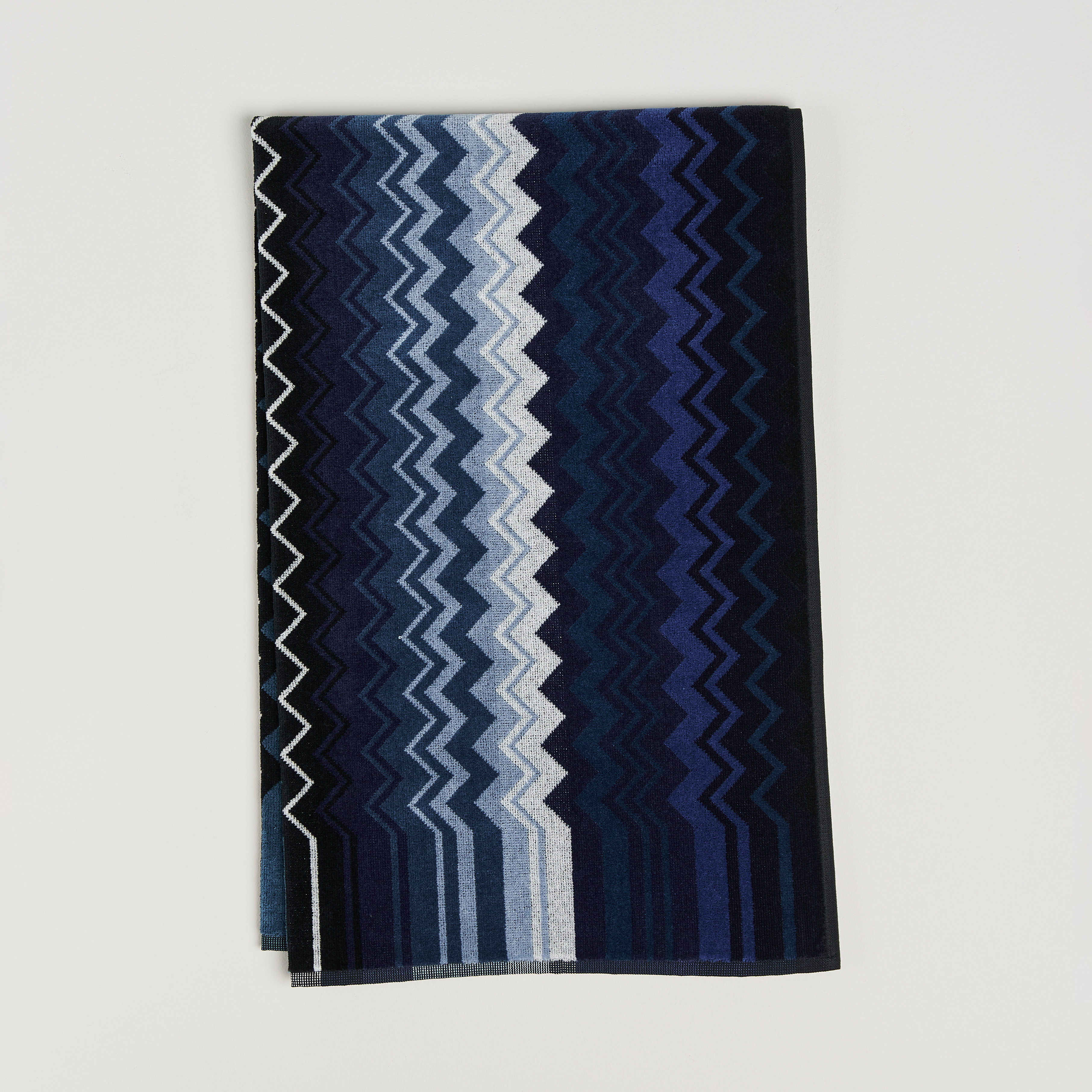 Missoni Home Giacomo Bath Towel 70x115cm Multi Blue at CareOfCarl.com