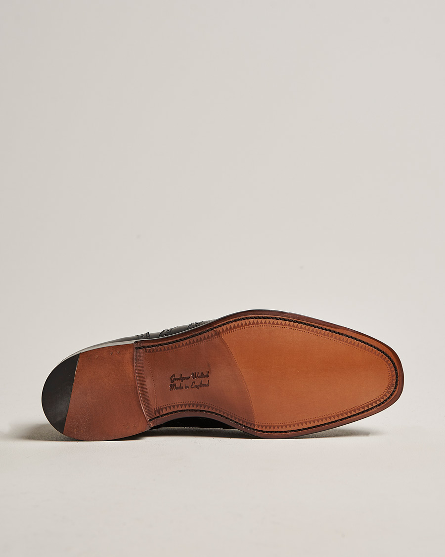 Men | Brogues | Loake 1880 | Buckingham Brogue Black Calf