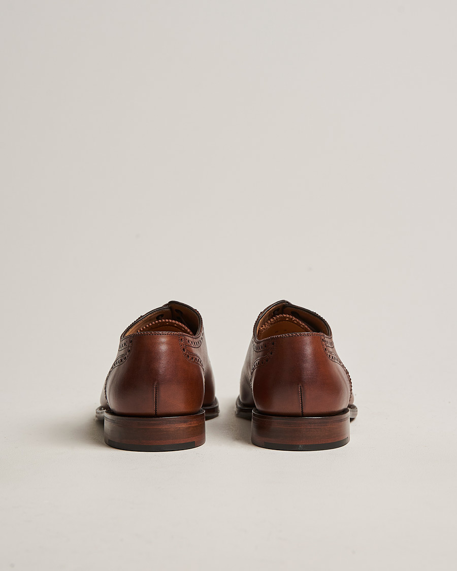 Men | Brogues | Loake 1880 | Strand Brogue Mahogany Burnished Calf