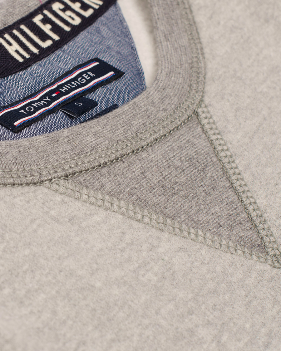 Men | Sweaters & Knitwear | Tommy Hilfiger | Largo C-Neck Vintage Fit Sweatshirt Cloud Heather