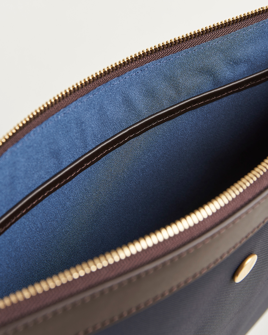 Men | Bags | Mismo | M/S Nylon Pouch Large Navy/Dark Brown