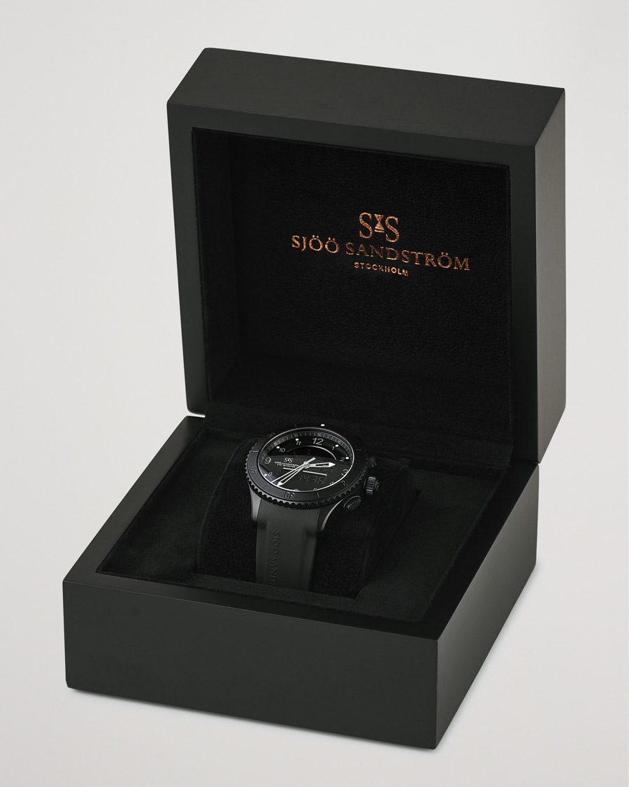 Men | Sjöö Sandström UTC Skydiver 44,2mm Black Night and Black Rubber | Sjöö Sandström | UTC Skydiver 44,2mm Black Night and Black Rubber