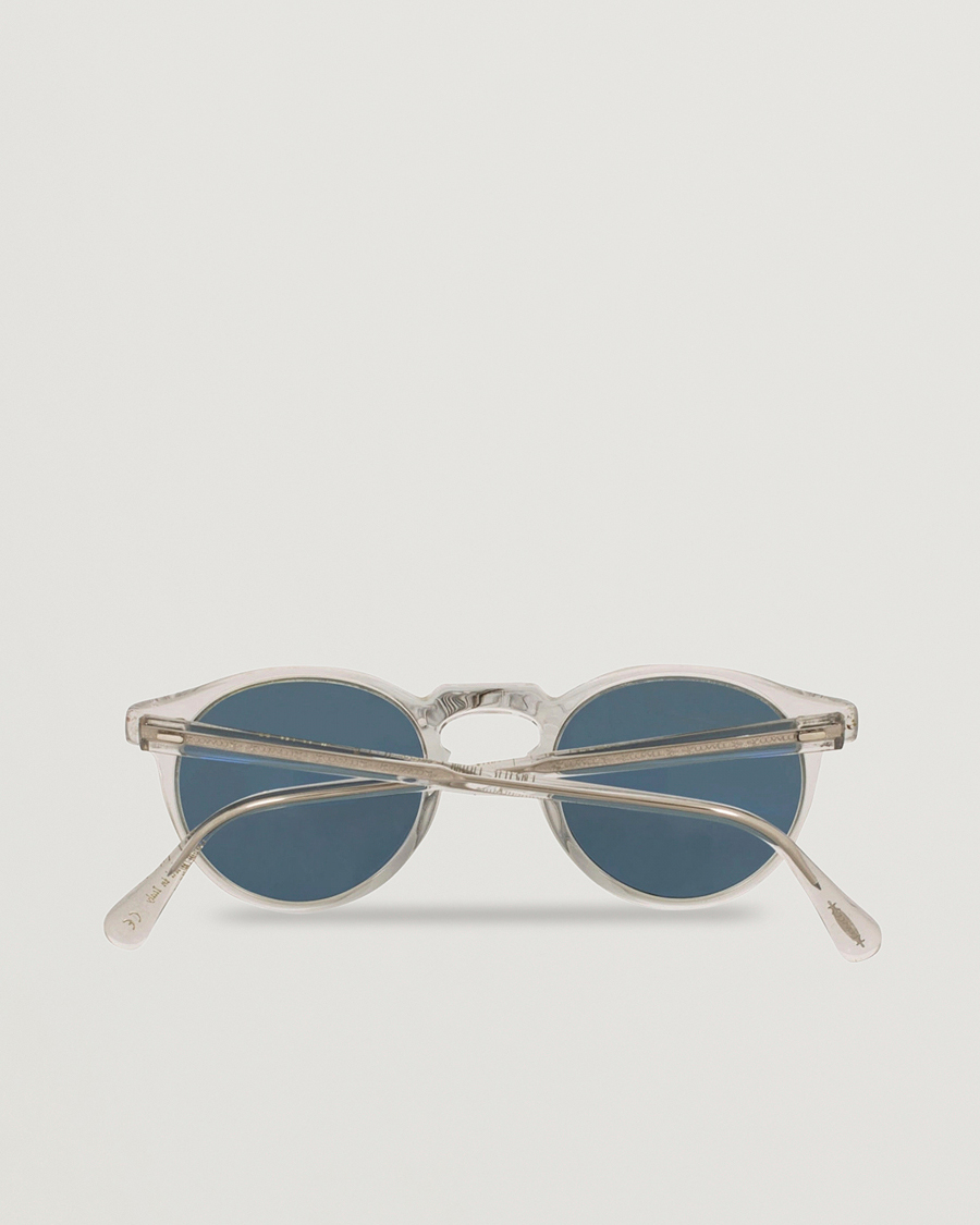 Men | Sunglasses | Oliver Peoples | Gregory Peck Sunglasses Crystal/Indigo Photochromic