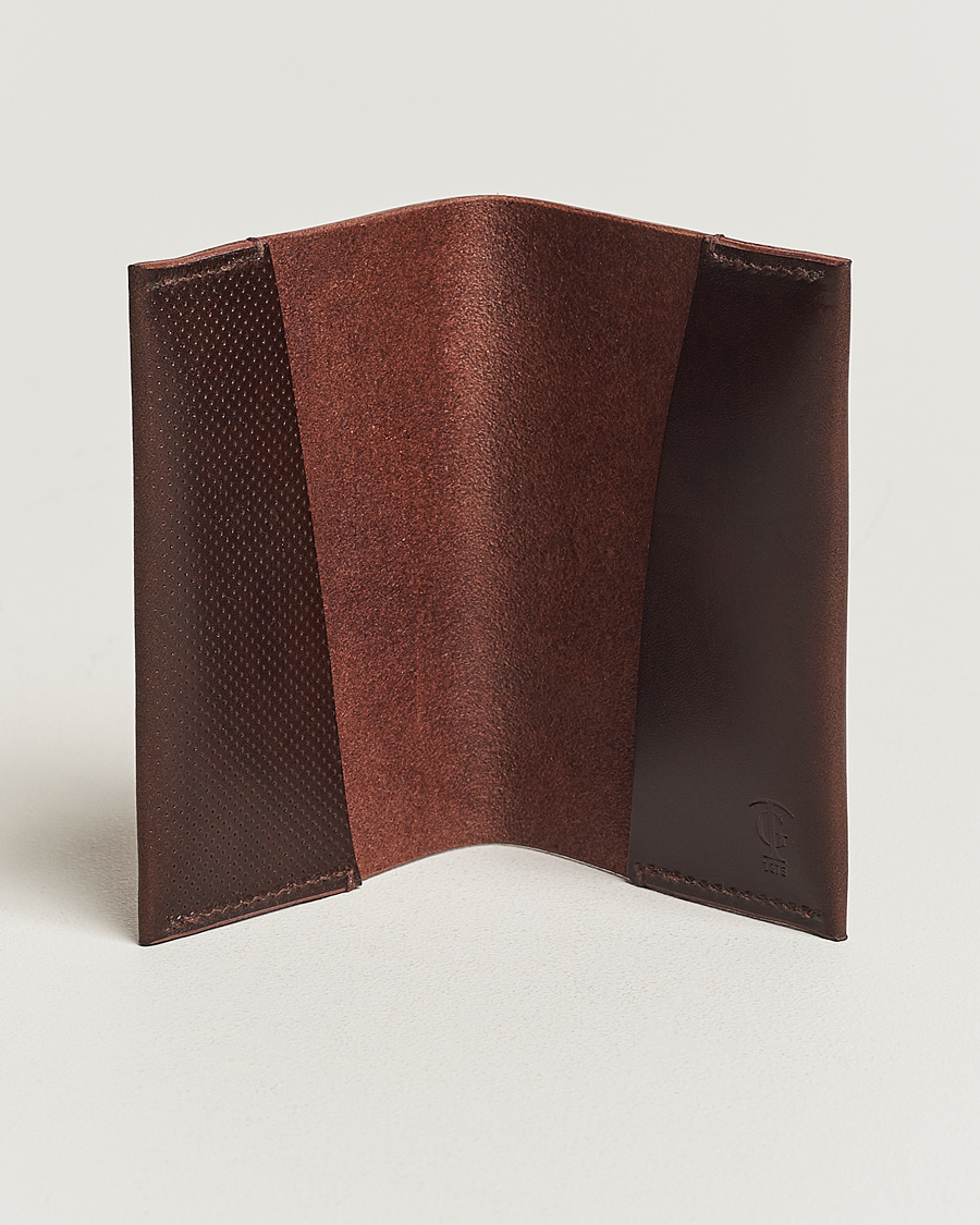 Men | Wallets | Tärnsjö Garveri | Passport Cover Dark Brown