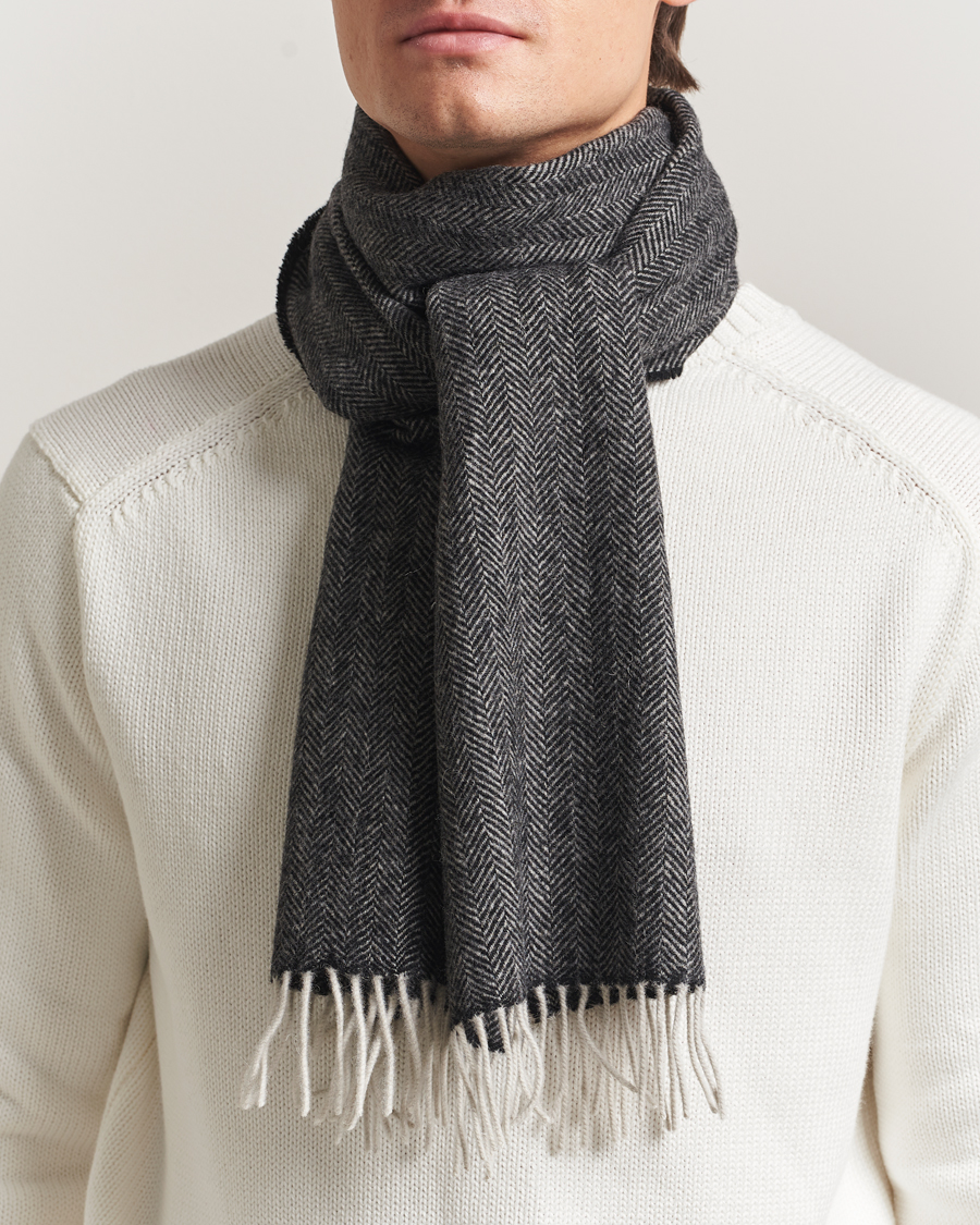 Men | Amanda Christensen Wool Herringbone Scarf Black | Amanda Christensen | Wool Herringbone Scarf Black