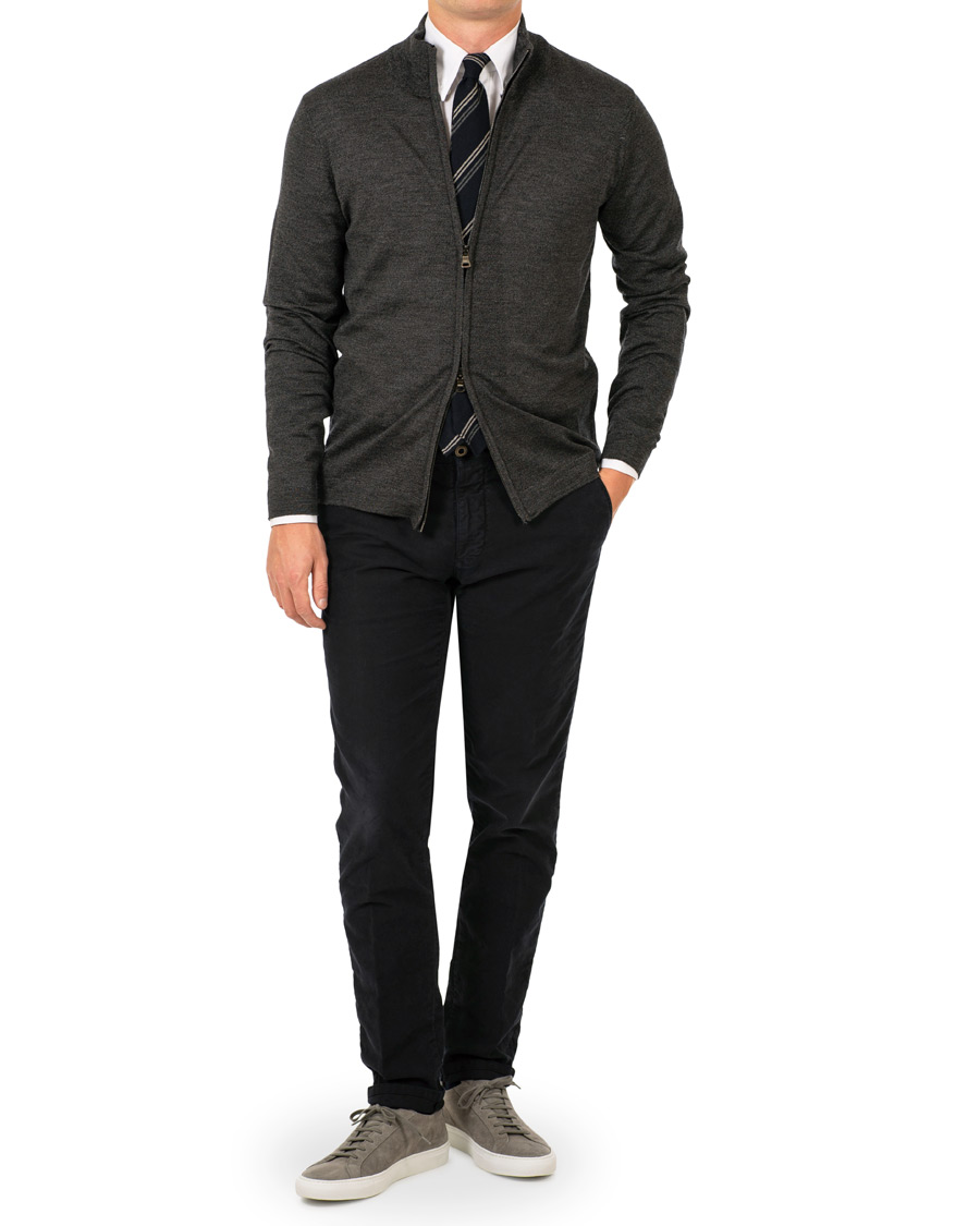 Men | Sweaters & Knitwear | Oscar Jacobson | Ariel Extra Fine Merino Full Zip Grey