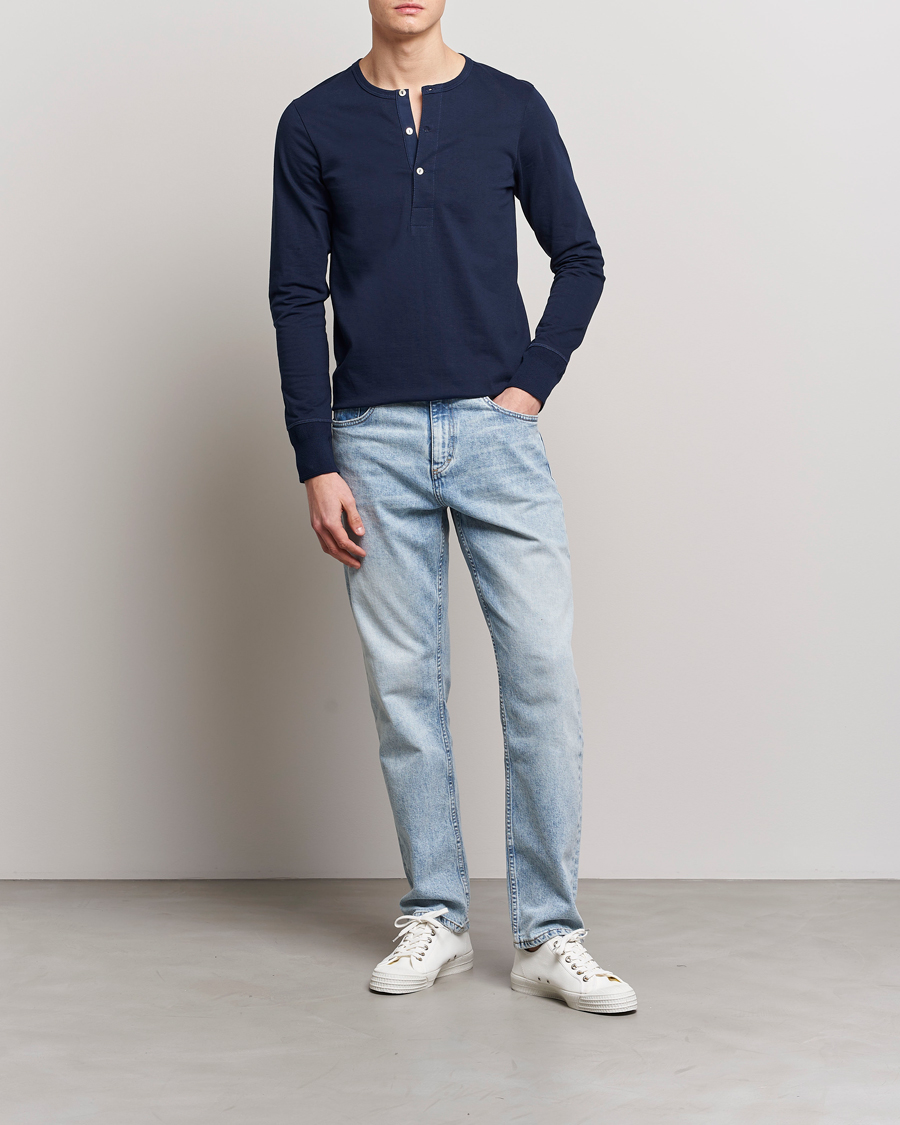 Men | Sweaters & Knitwear | Merz b. Schwanen | Classic Organic Cotton Henley Sweater Ink Blue