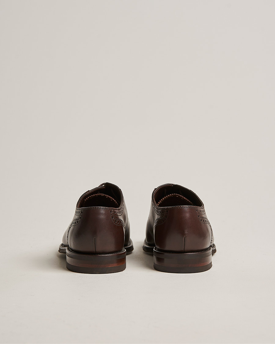 Men | Brogues | Loake 1880 | Fleet Brogue Shadow Sole Dark Brown Calf