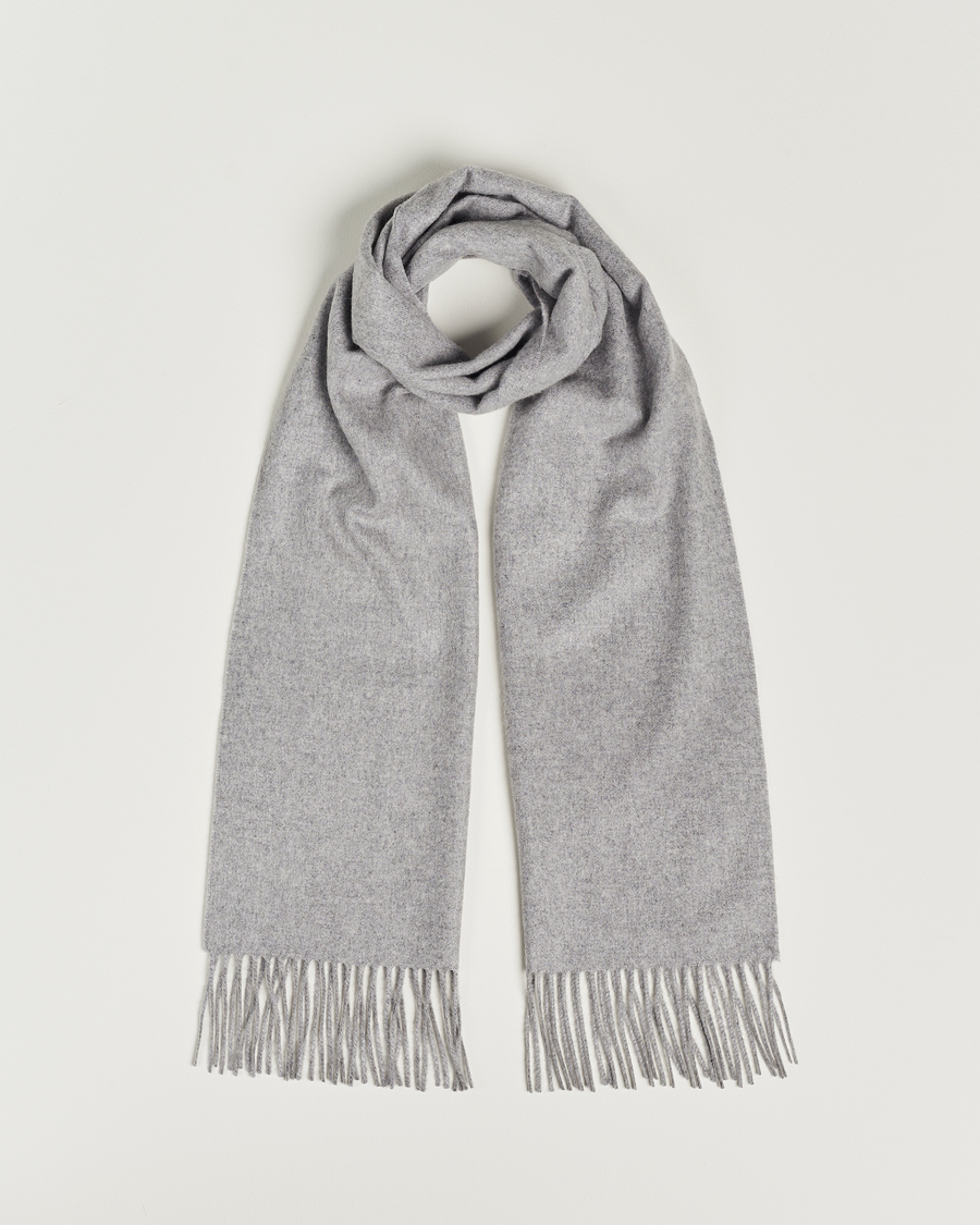 Men | Piacenza Cashmere Cashmere Scarf Light Grey | Piacenza Cashmere | Cashmere Scarf Light Grey