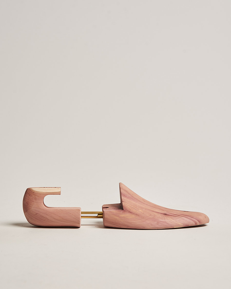 Men | Shoe Care | Loake Shoemakers | Loake 1880 Cedar Wood Shoe Tree