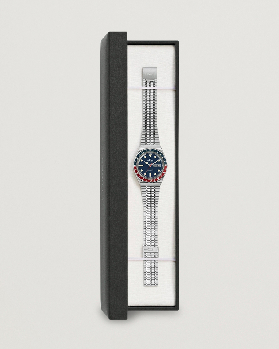 Men | Timex Q Reissue 1979 Silver/Blue Dial | Timex | Q Reissue 1979 Silver/Blue Dial