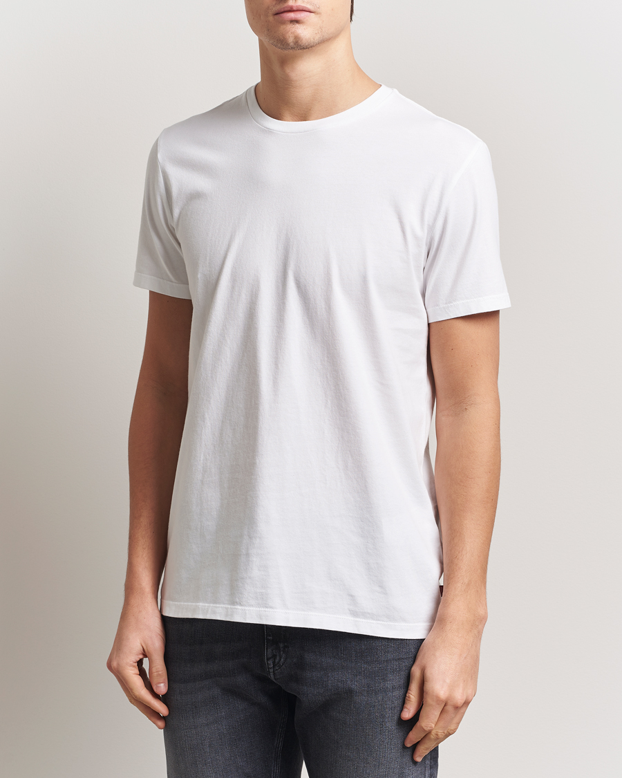 Men | T-Shirts | Levi's | 2-Pack Crew Neck T-Shirt White