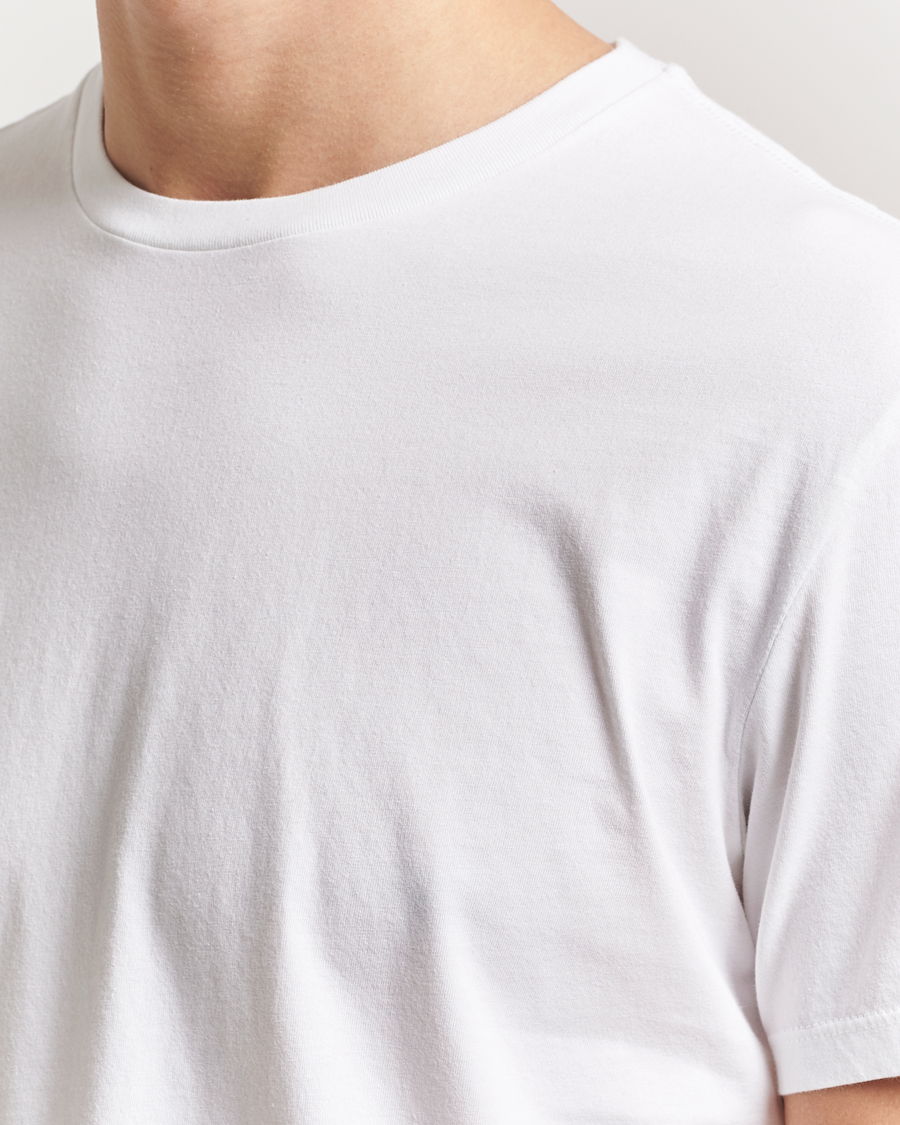 Men | T-Shirts | Levi's | 2-Pack Crew Neck T-Shirt White