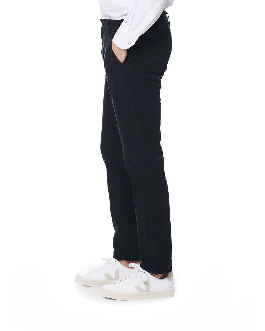 Men | Trousers | Levi's | Garment Dyed Stretch Chino Mineral Black