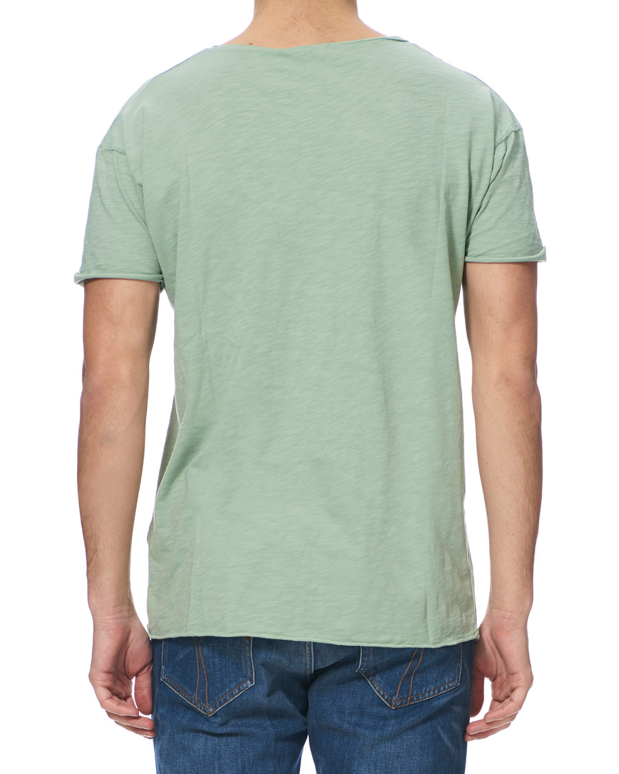 Men | T-Shirts | Nudie Jeans | Roger Slub Crew Neck Tee Pale Green