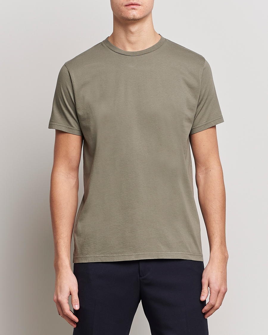 Men | T-Shirts | Colorful Standard | Classic Organic T-Shirt Dusty Olive