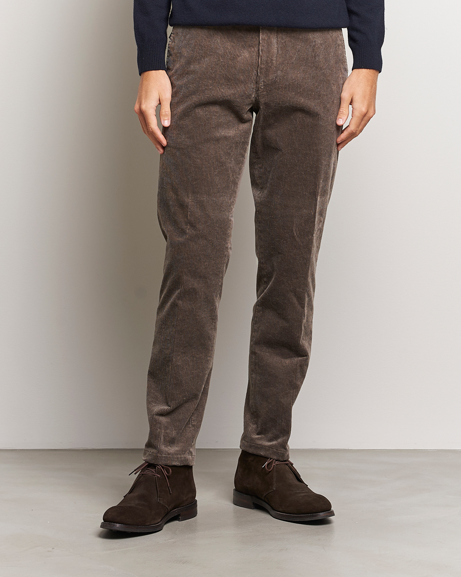 Men | Trousers | Oscar Jacobson | Denz Corduroy Trousers Nutmeg