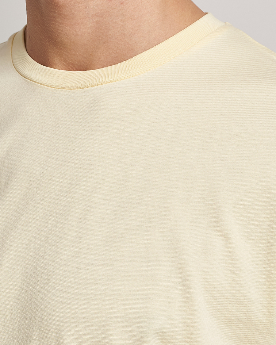 Men | T-Shirts | Colorful Standard | Classic Organic T-Shirt Soft Yellow