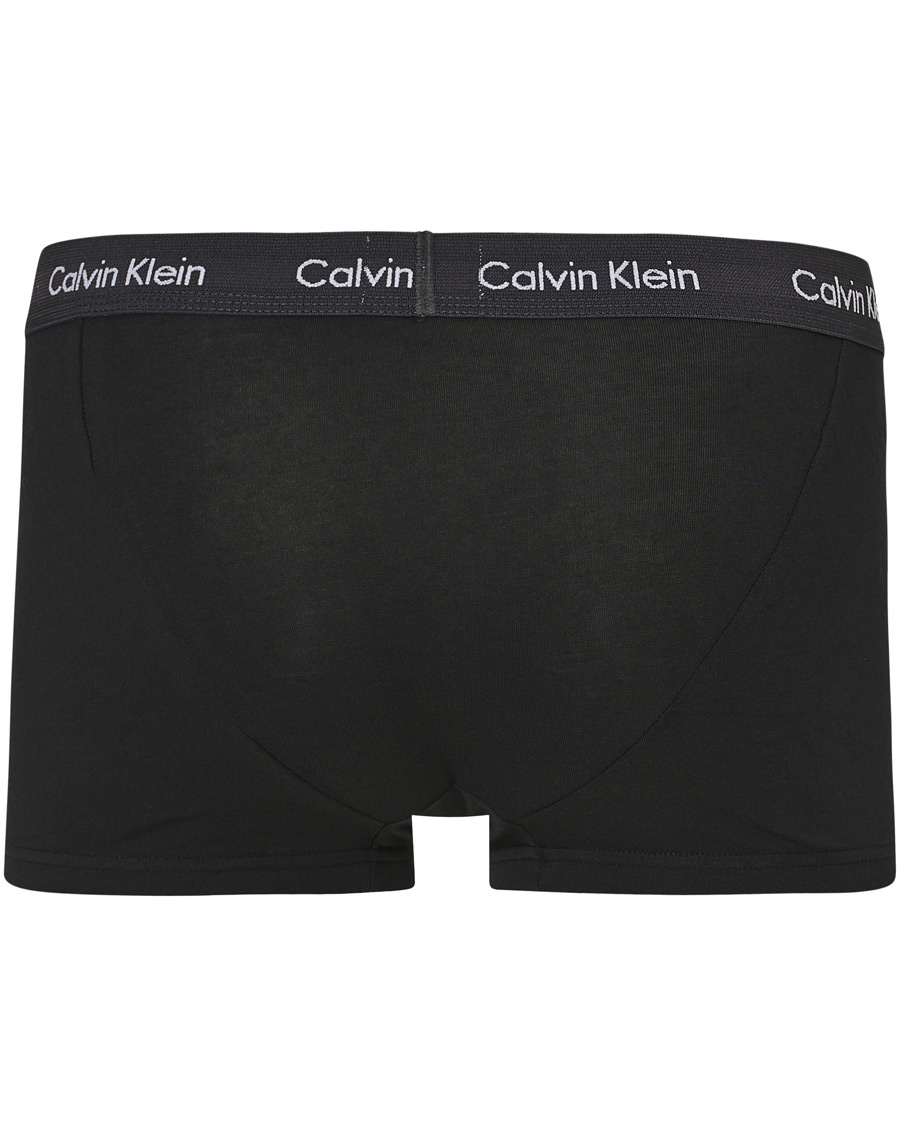 Men | Underwear & Socks | Calvin Klein | Cotton Stretch 3-Pack Low Rise Trunk Black/Coral/Grey