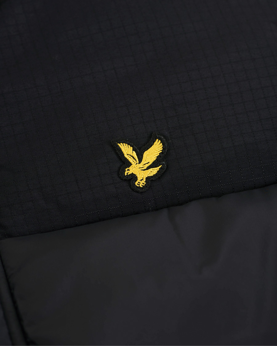 Men | Coats & Jackets | Lyle & Scott | Wadded Gilet Vest Black