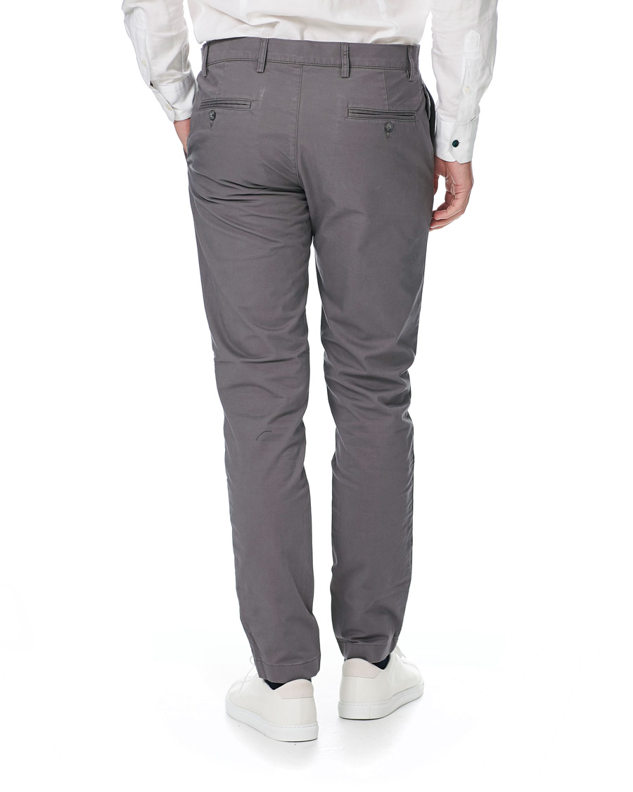Men | Trousers | Club Monaco | Connor Cotton Stretch Chino Grey