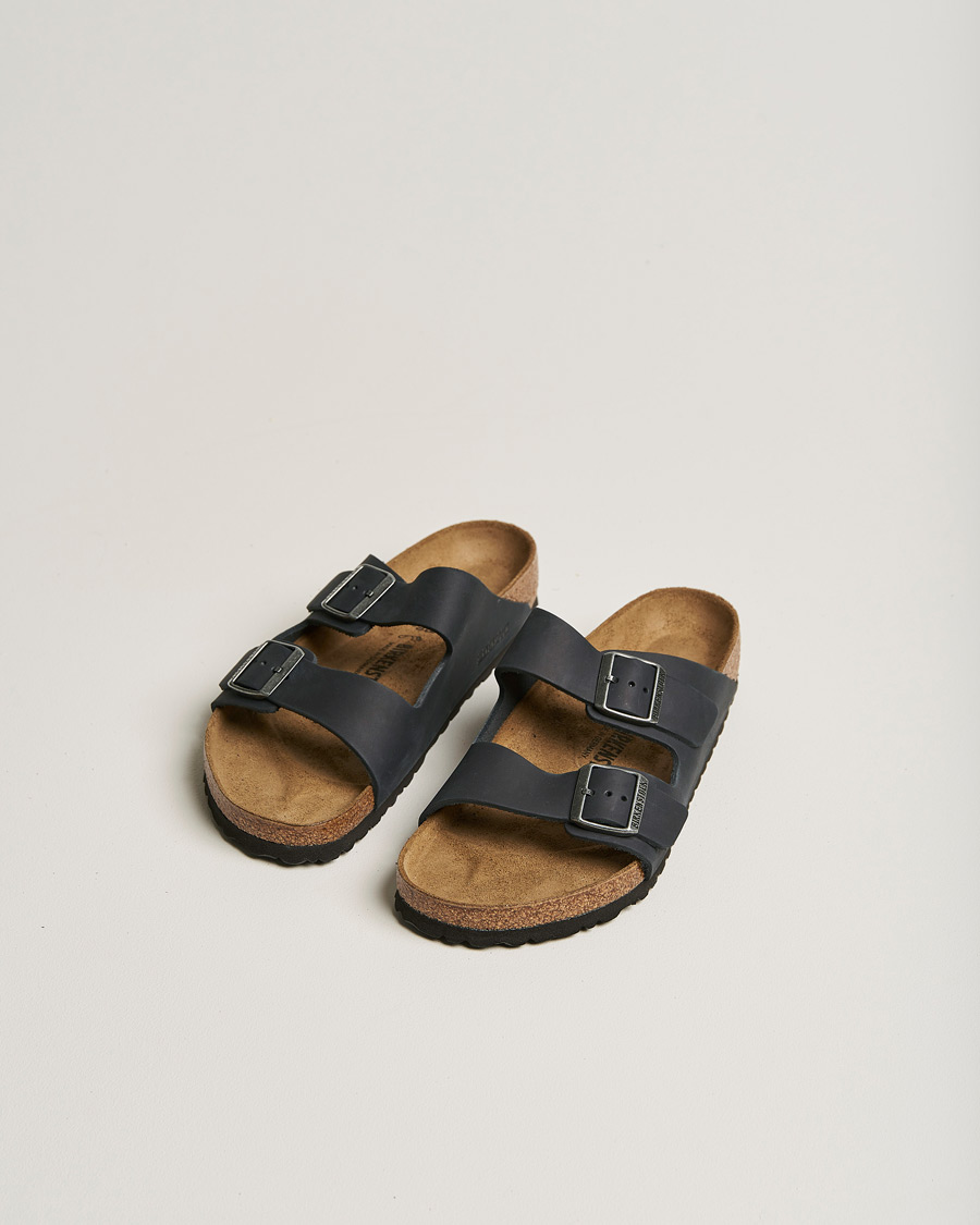 Men | Sandals & Slides | BIRKENSTOCK | Arizona Classic Footbed Black Oiled Leather