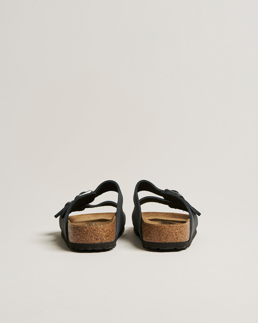 Men | Sandals & Slides | BIRKENSTOCK | Arizona Classic Footbed Black Oiled Leather