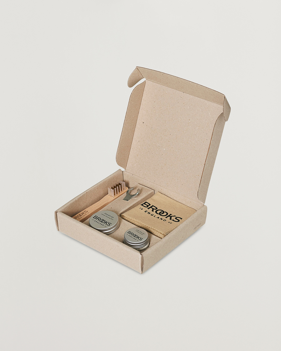 Men | Home | Brooks England | Premium Leather Saddle Care Kit